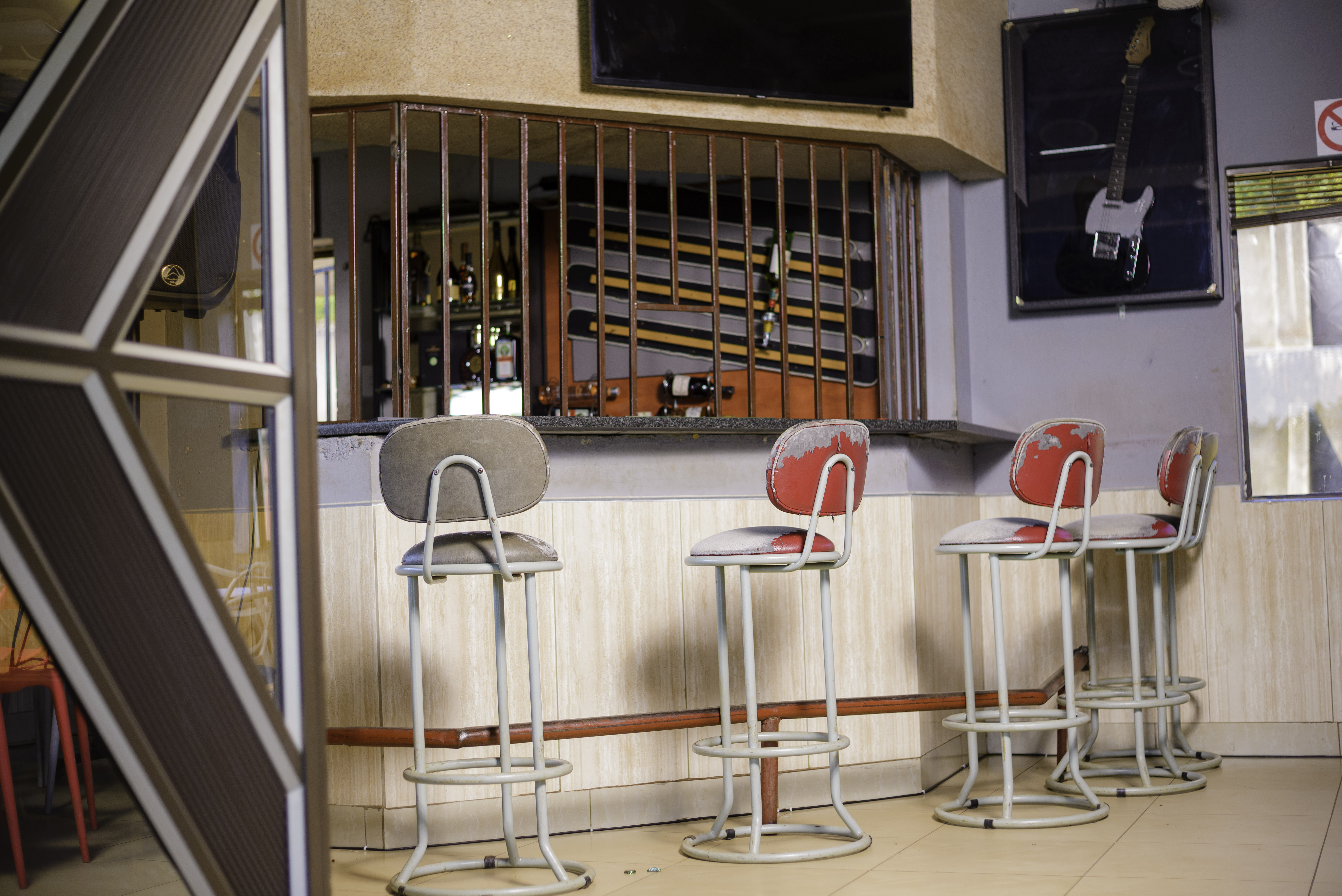 Bar Atmosphere